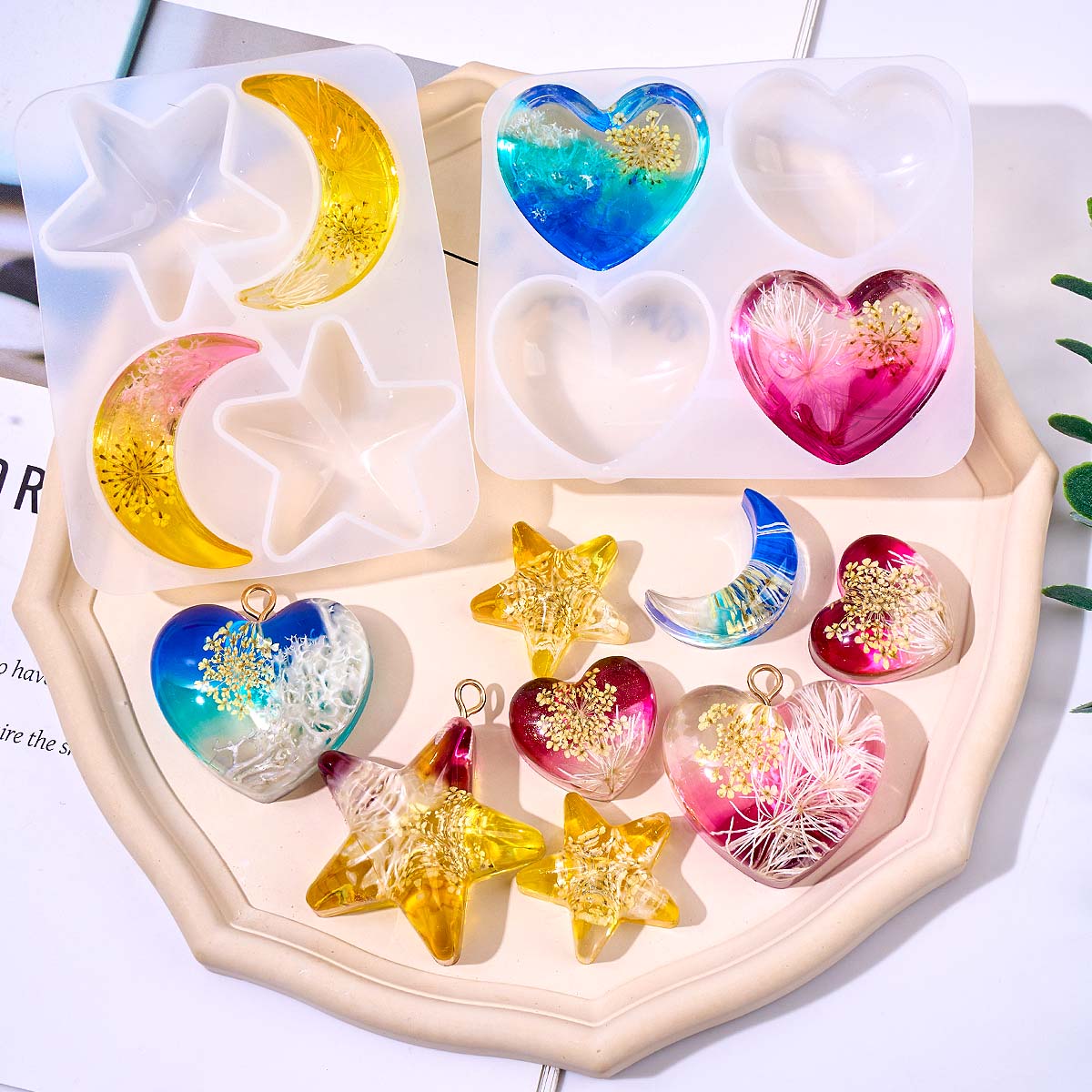 Resin Art Liquid - Heart Star Moon Pendant Silicone Mold